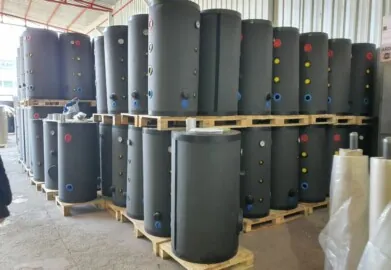 Stock de acumuladores preparados para envío